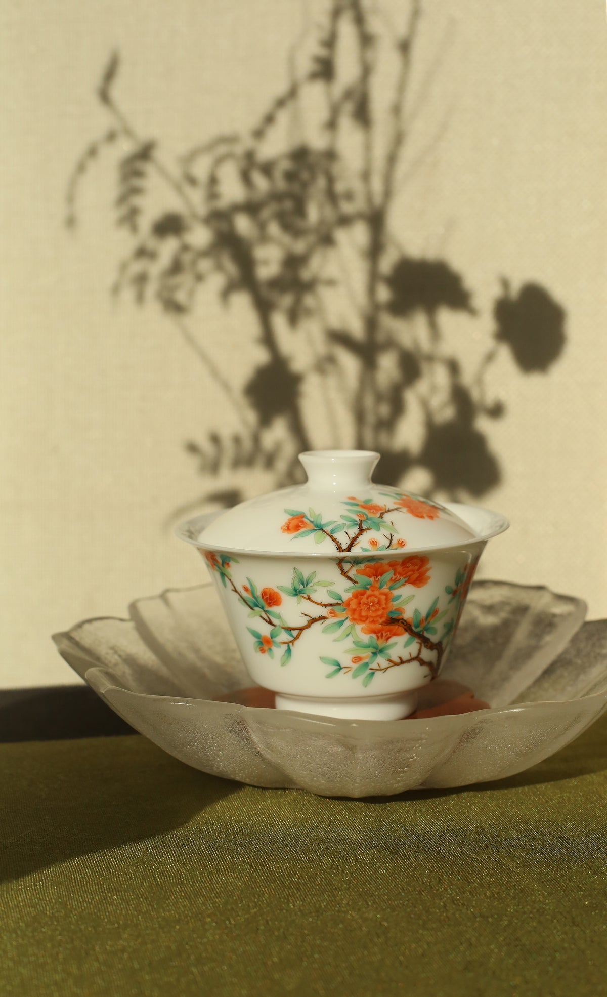 Vermilion Blossom Hand-Painted Gaiwan