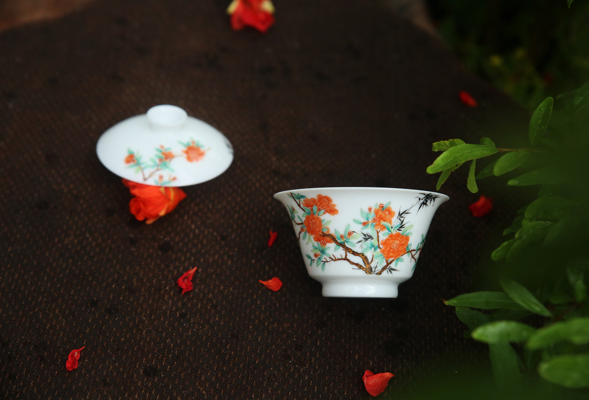 Vermilion Blossom Hand-Painted Gaiwan